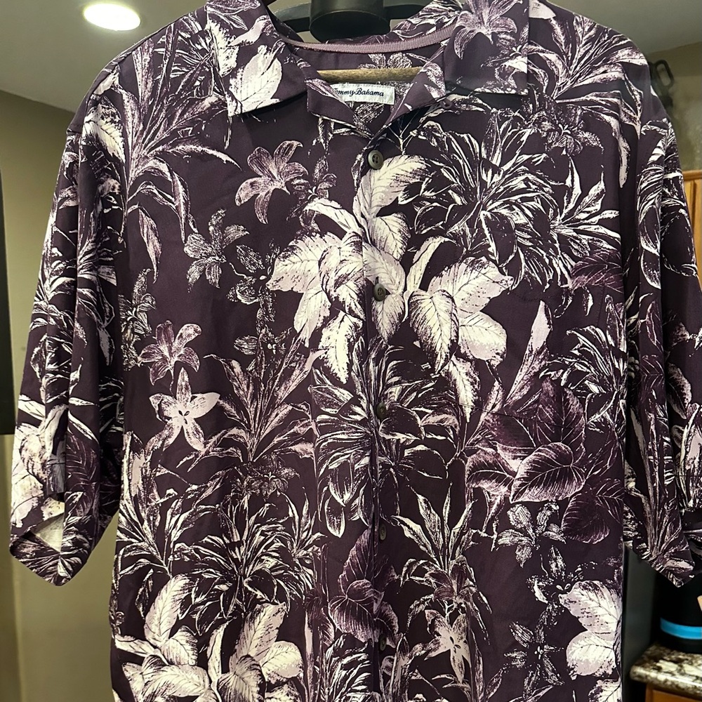 Tommy Bahama Elegant Sketch